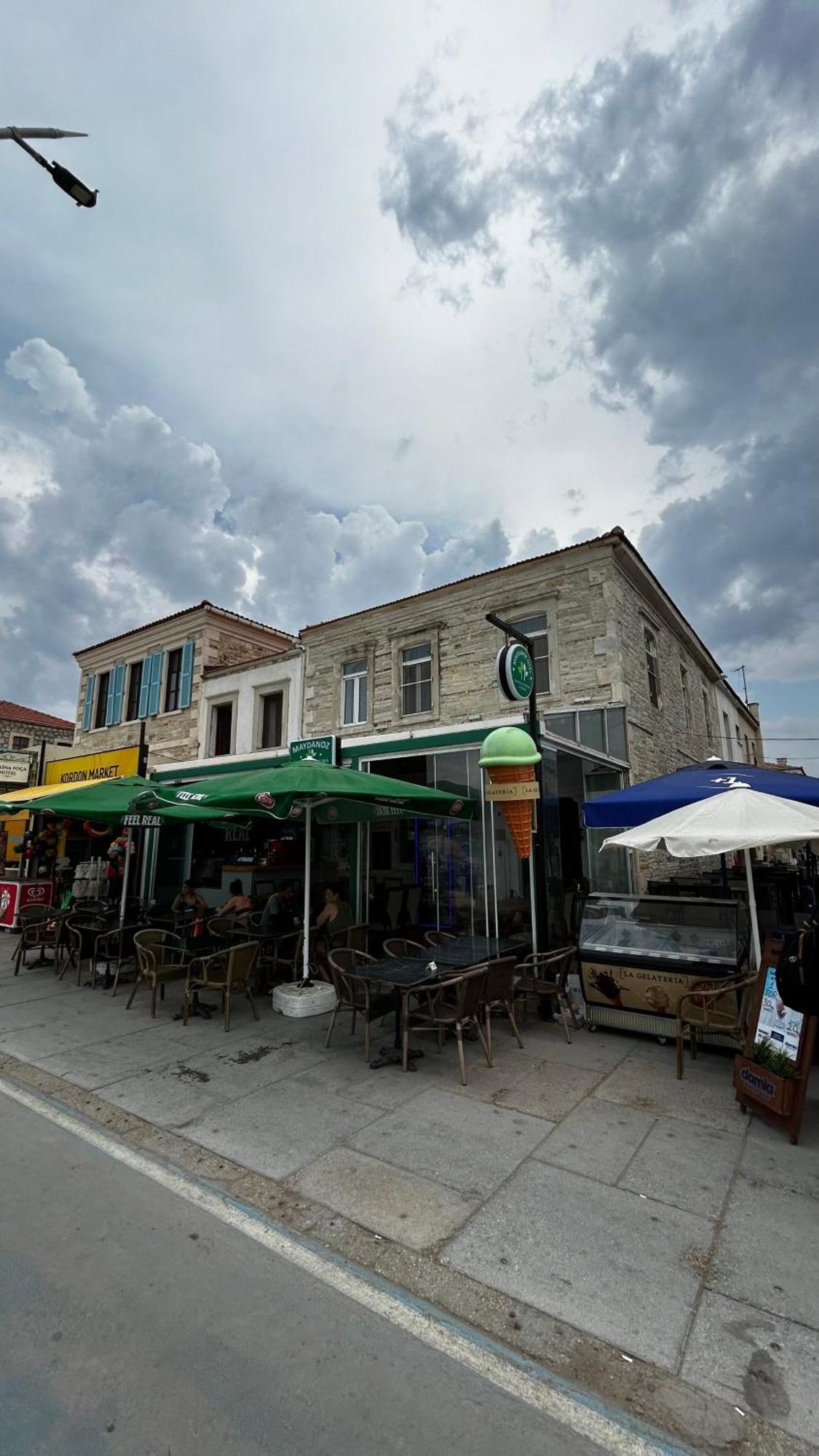 Maydanoz Otel Foca Exterior photo